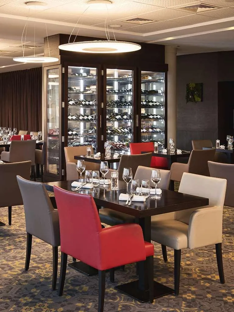 Doubletree By Hilton Lyon Eurexpo & Spa Saint-Priest  Szálloda