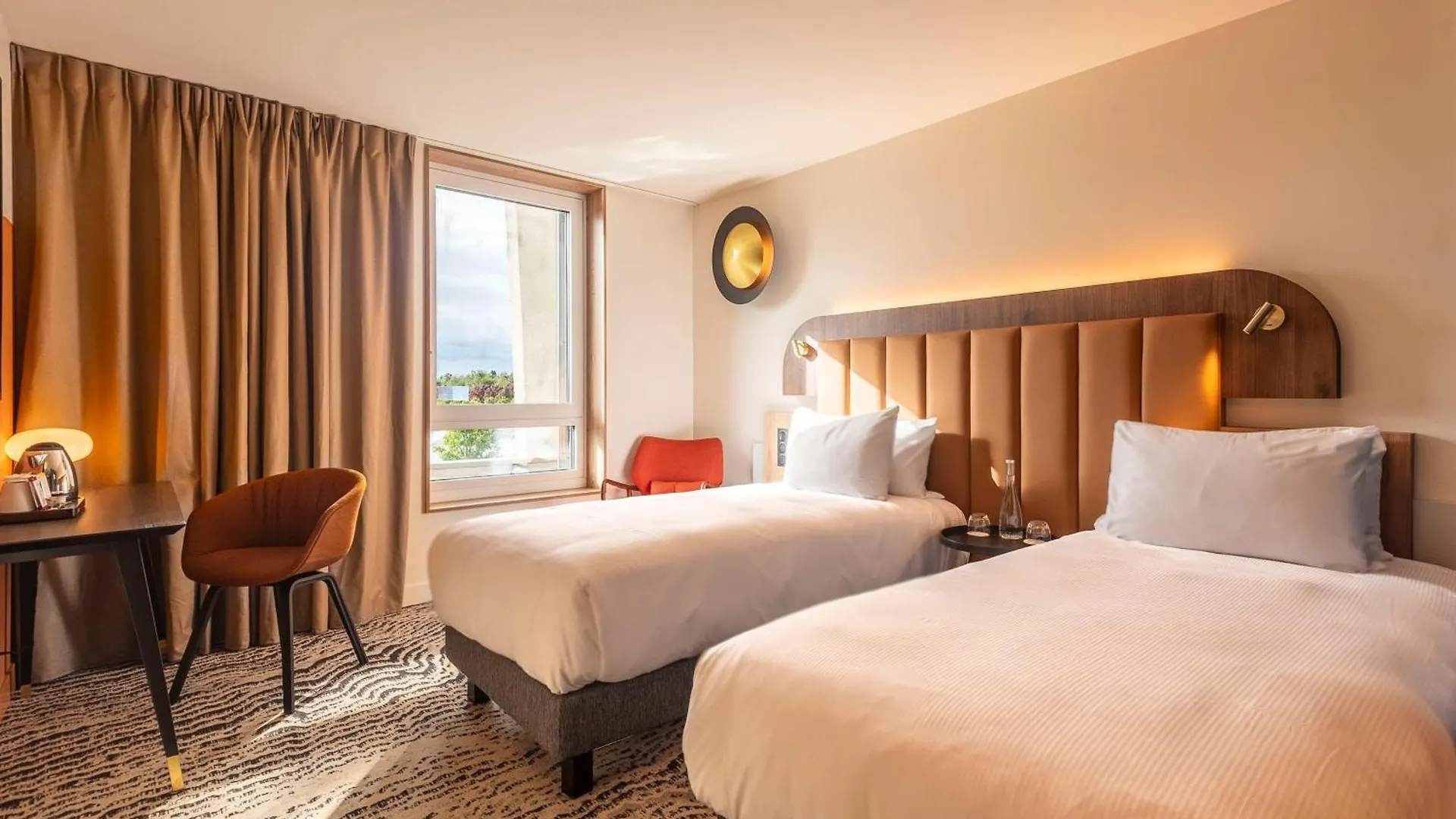 **** Szálloda Doubletree By Hilton Lyon Eurexpo & Spa Saint-Priest  Franciaország