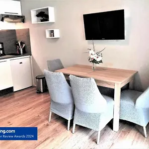  Appartement T2 Moderne Et Calme Luchon Centre Proche Tous Commerces France