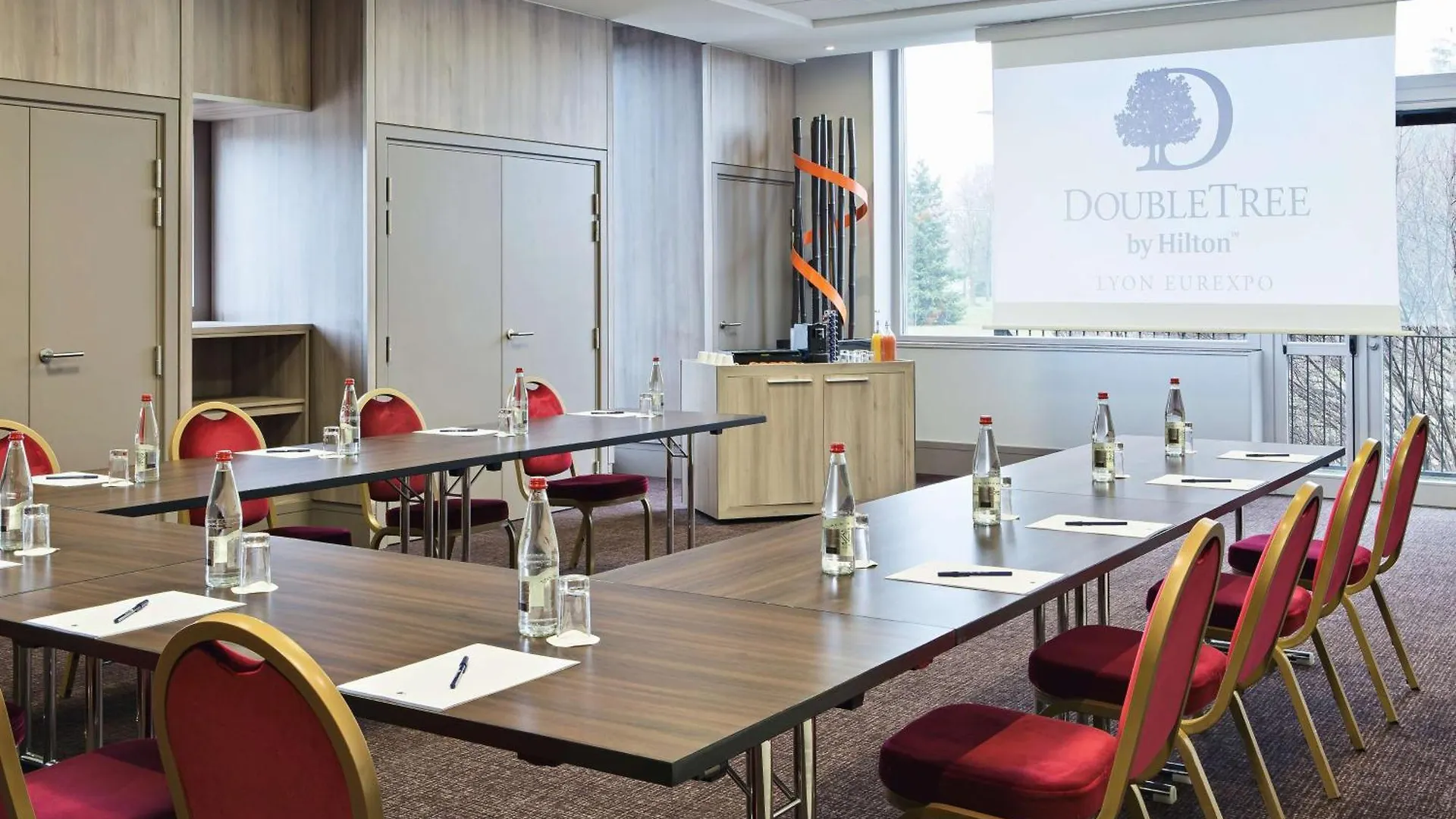 Doubletree By Hilton Lyon Eurexpo & Spa Saint-Priest  4*, Saint-Priest (Rhone)