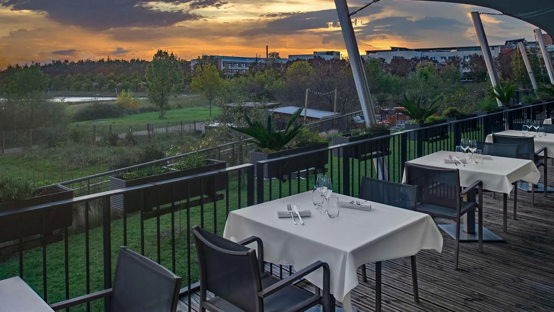 Doubletree By Hilton Lyon Eurexpo & Spa Saint-Priest  Saint-Priest (Rhone)